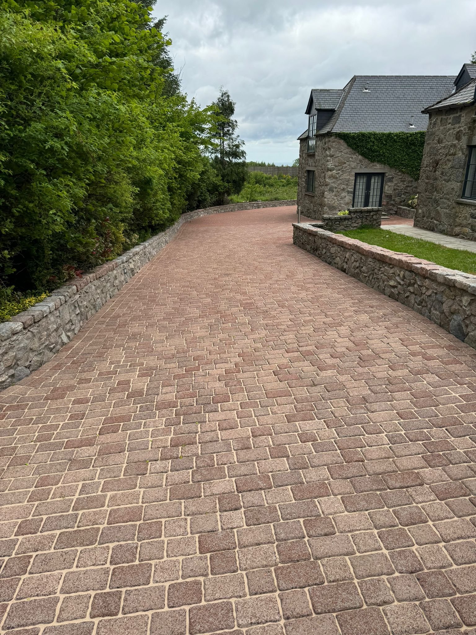 large driveway resanded after being pressure washed