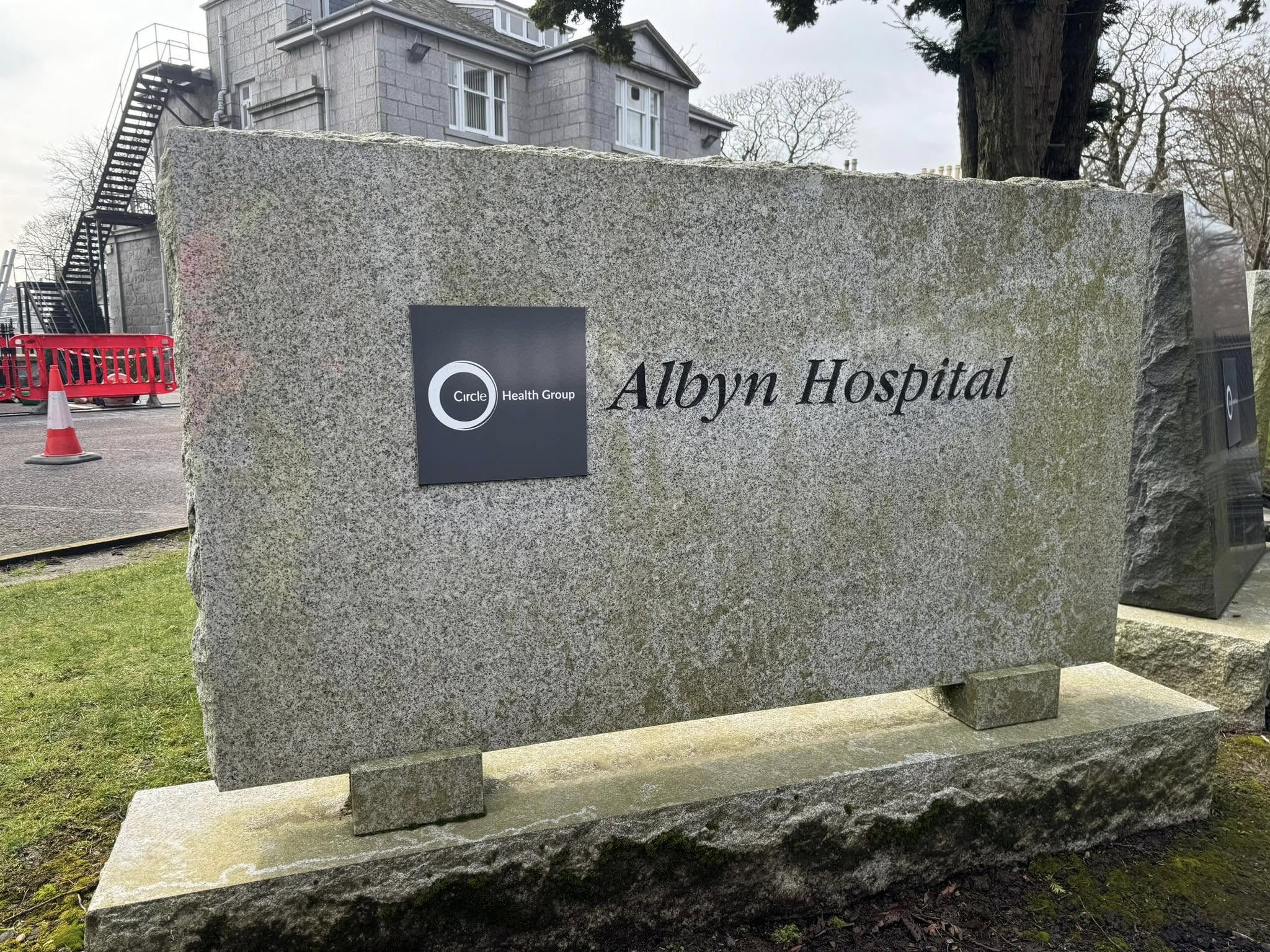 Granite hospital entrance and frontage cleaned in Aberdeen